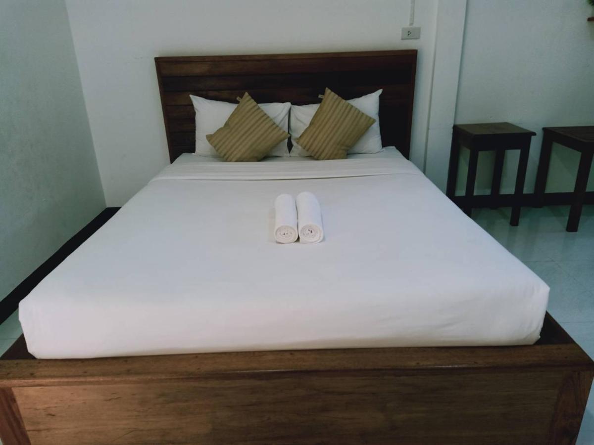 攀牙府 Rachawadee House酒店 外观 照片
